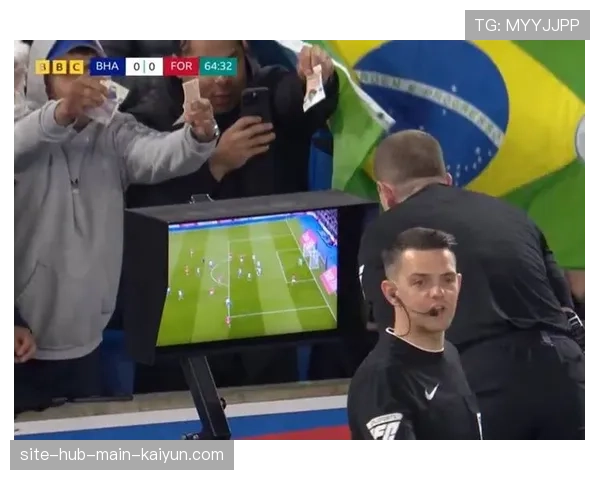 英超裁判尺度调整引关注 VAR判罚用时缩短但争议数量增加 英超裁判尺度调整引关注 VAR判罚用时缩短但争议数量增加