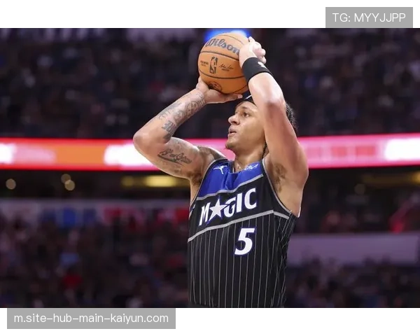 贝恩三分5中5砍下17分 魔术主场惜败火箭